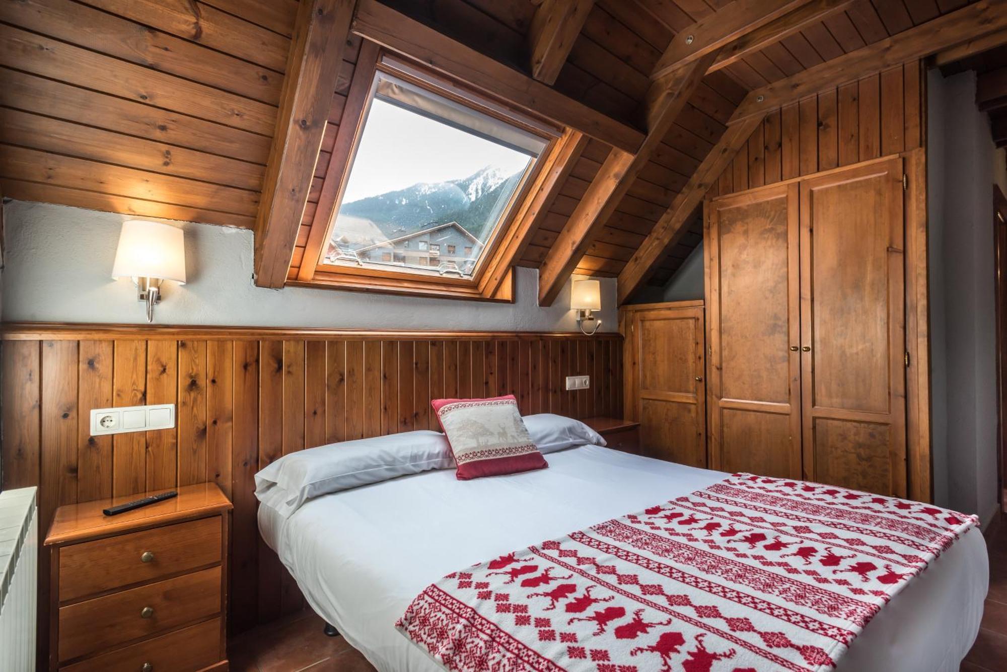 Hotel Snoe Beret Vielha Kültér fotó