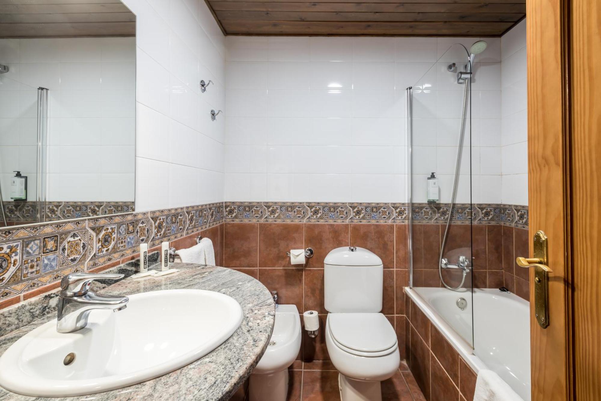 Hotel Snoe Beret Vielha Kültér fotó